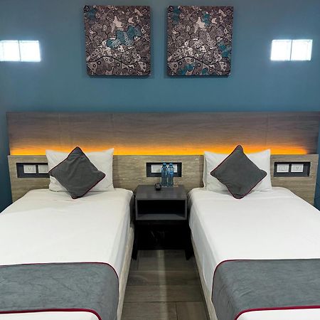 Illusion Xpress I Attraction Hotel Deluxe 신데 델 카르멘 외부 사진