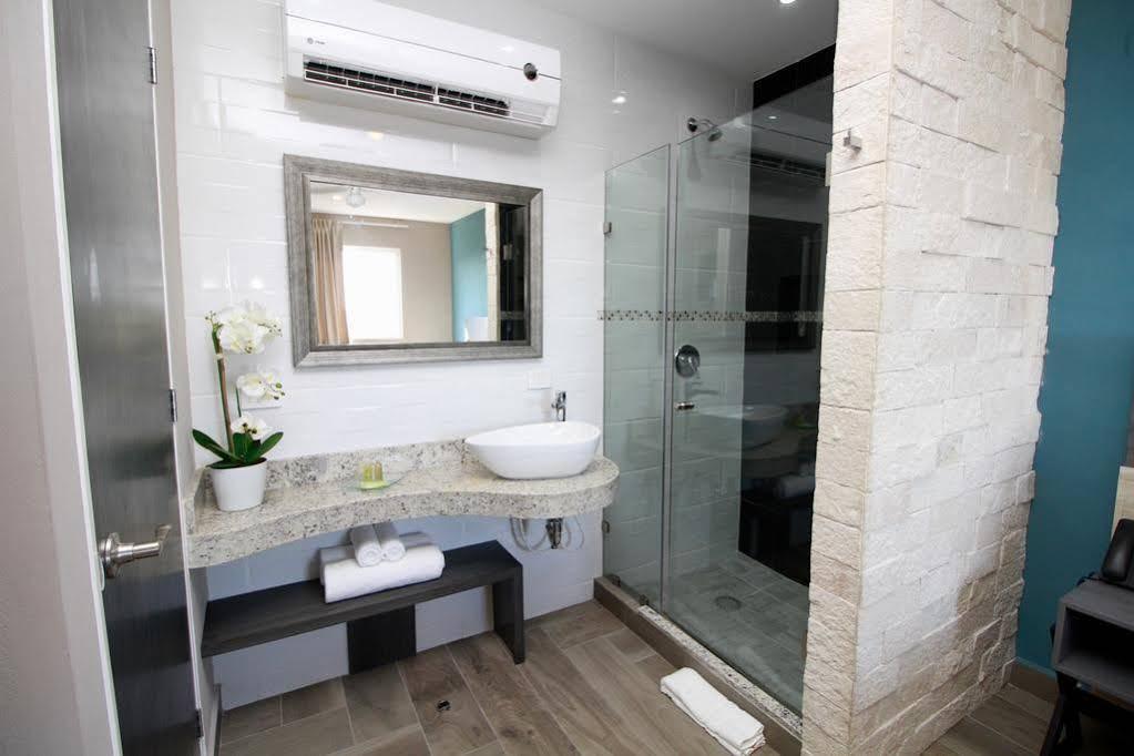 Illusion Xpress I Attraction Hotel Deluxe 신데 델 카르멘 외부 사진