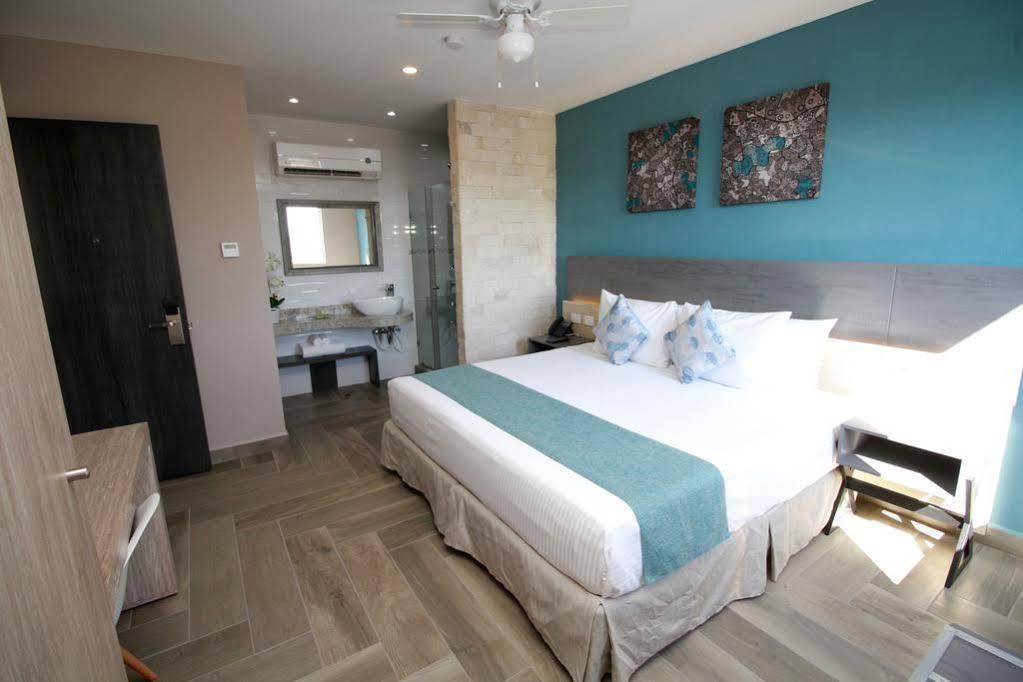 Illusion Xpress I Attraction Hotel Deluxe 신데 델 카르멘 외부 사진