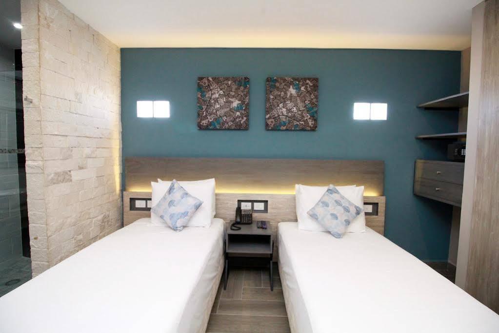 Illusion Xpress I Attraction Hotel Deluxe 신데 델 카르멘 외부 사진