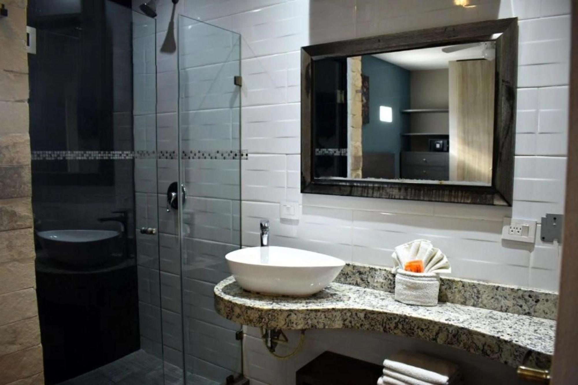 Illusion Xpress I Attraction Hotel Deluxe 신데 델 카르멘 외부 사진